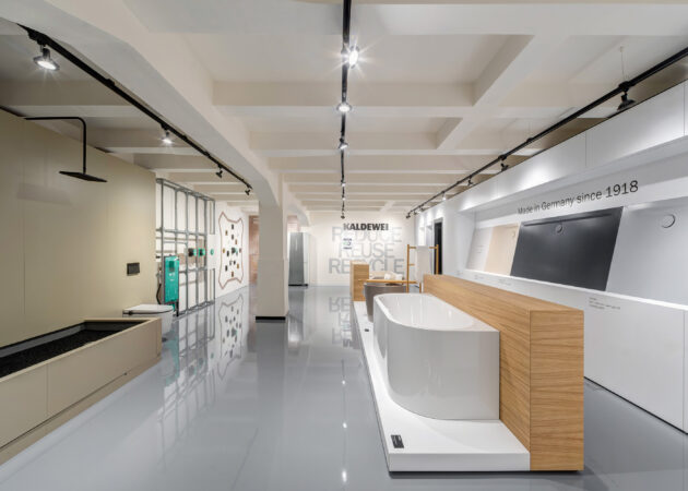 Expozice RAKO v showroomu HUB IN BATH, náhled